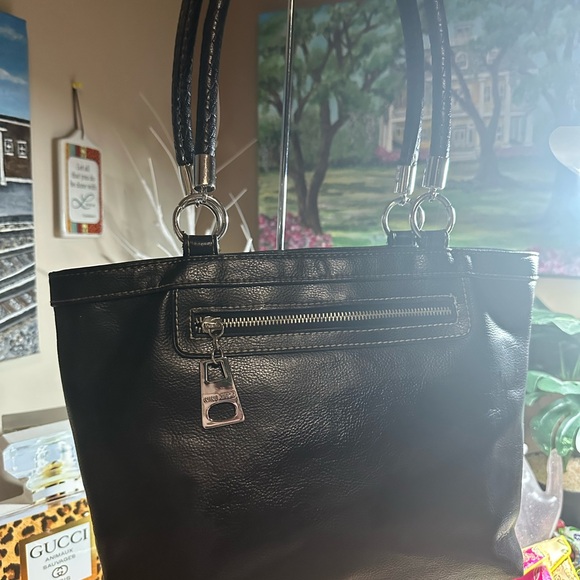 Nine West Handbags - Nine West Black Leather Shoulder Bag
